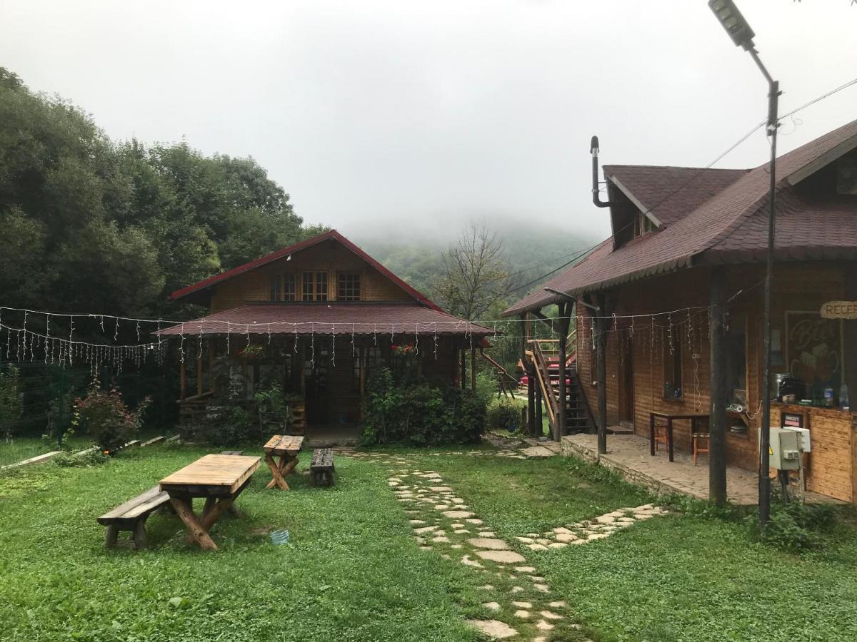 Apartamento Casutele Doftanei Teşila Exterior foto